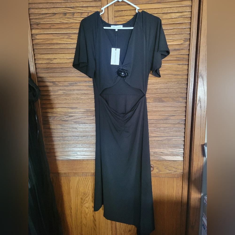 WeWoreWhat NWT Cut‎ Out Asymetrical Dress Double Knit 4 Way Stretch Size Large